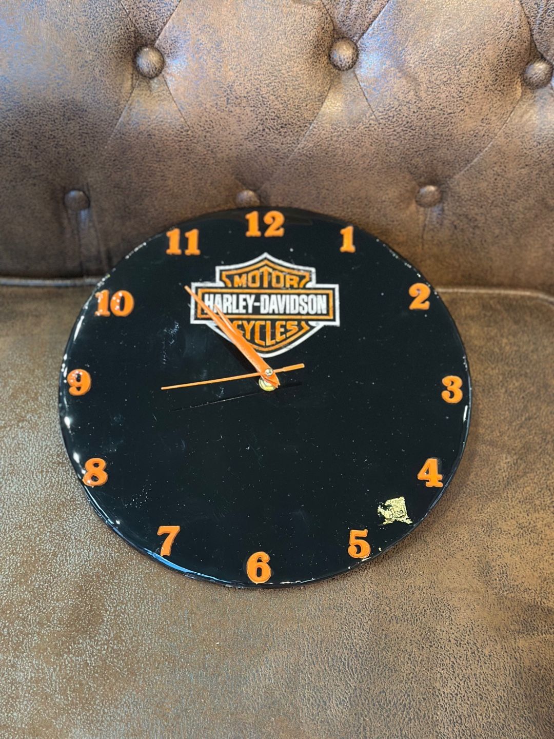 ART STUDIO Motorcycle Clock (Harley Davidson black background) 30cm