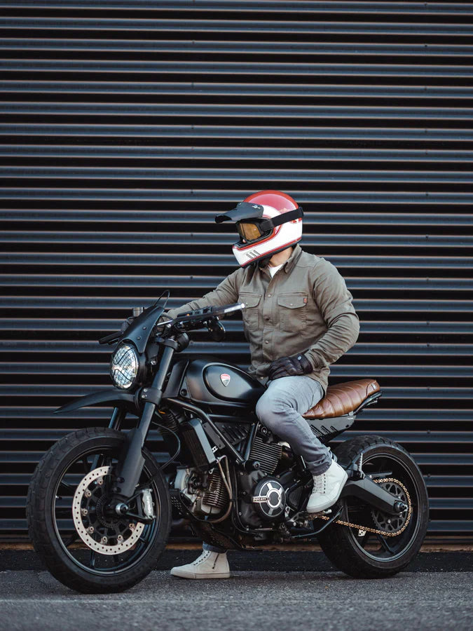 JOHN DOE: QUANDO LO STILE URBANO INCONTRA LA PROTEZIONE CERTIFICATA