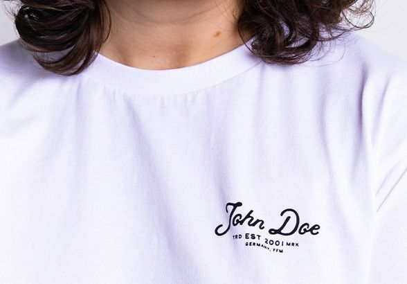 JOHN DOE T-shirt JD LETTERING WHITE