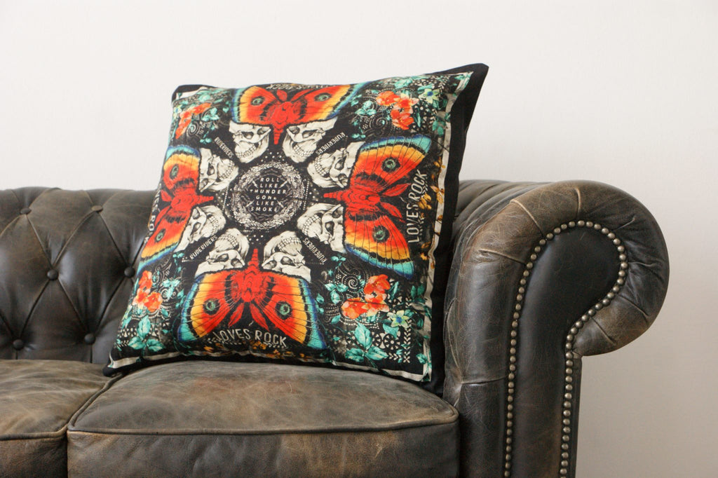 Cuscino decorativo a forma di farfalla