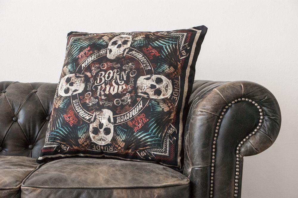 RUDE RIDERS FLYING SKULL Cushion (XXL)