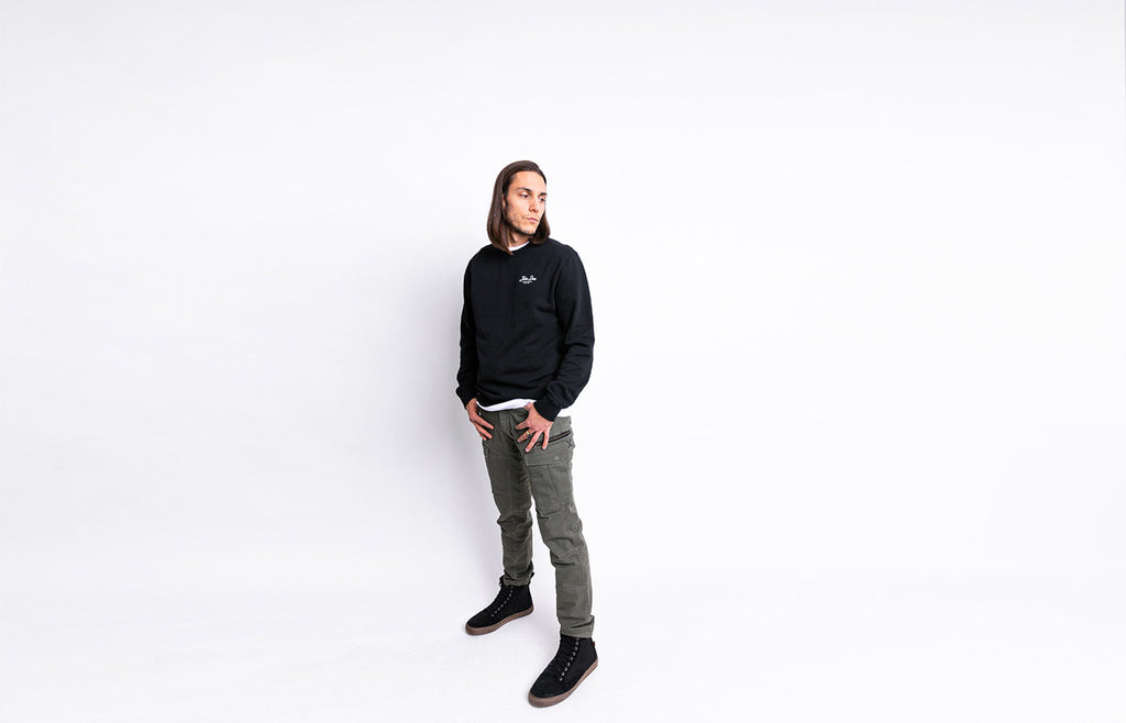 Sweater Lettering Black